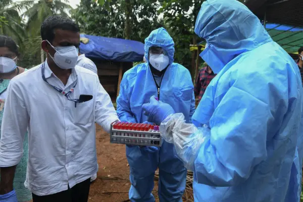 Вірус Ніпах з летальністю 75%: симптоми, лікування та пандемічний потенціал